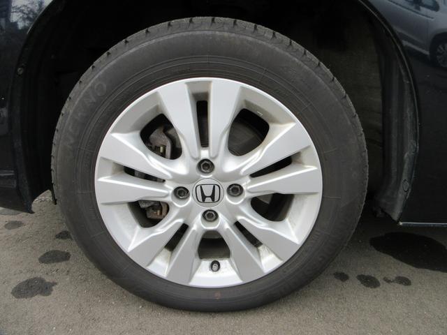 フィット １３Ｇ・Ｆパッケージコンフォートエディション　Ｂｌｕｅｔｏｏｔｈ－ＤＶＤ対応フルセグナビ／３モードバックカメラ／ＥＴＣ／ホンダセンシング／ＬＥＤヘッドライト／ステアリングリモコン／リモコンエンジンスターター／夏冬タイヤセット（70枚目）