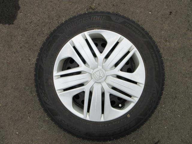 フィット １３Ｇ・Ｆパッケージコンフォートエディション　Ｂｌｕｅｔｏｏｔｈ－ＤＶＤ対応フルセグナビ／３モードバックカメラ／ＥＴＣ／ホンダセンシング／ＬＥＤヘッドライト／ステアリングリモコン／リモコンエンジンスターター／夏冬タイヤセット（72枚目）