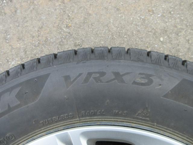 フィット １３Ｇ・Ｆパッケージコンフォートエディション　Ｂｌｕｅｔｏｏｔｈ－ＤＶＤ対応フルセグナビ／３モードバックカメラ／ＥＴＣ／ホンダセンシング／ＬＥＤヘッドライト／ステアリングリモコン／リモコンエンジンスターター／夏冬タイヤセット（73枚目）