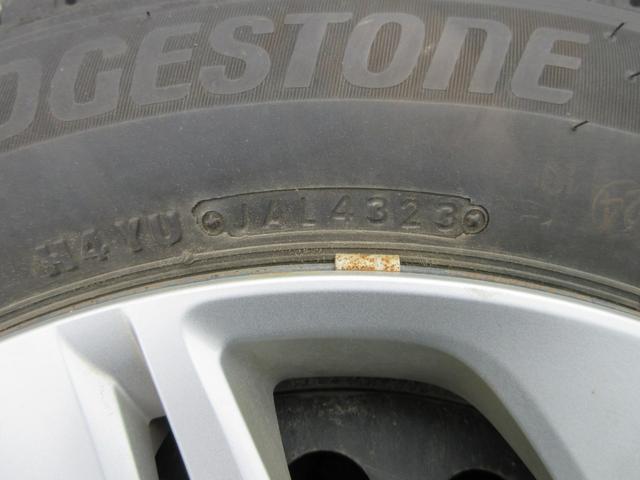 フィット １３Ｇ・Ｆパッケージコンフォートエディション　Ｂｌｕｅｔｏｏｔｈ－ＤＶＤ対応フルセグナビ／３モードバックカメラ／ＥＴＣ／ホンダセンシング／ＬＥＤヘッドライト／ステアリングリモコン／リモコンエンジンスターター／夏冬タイヤセット（74枚目）