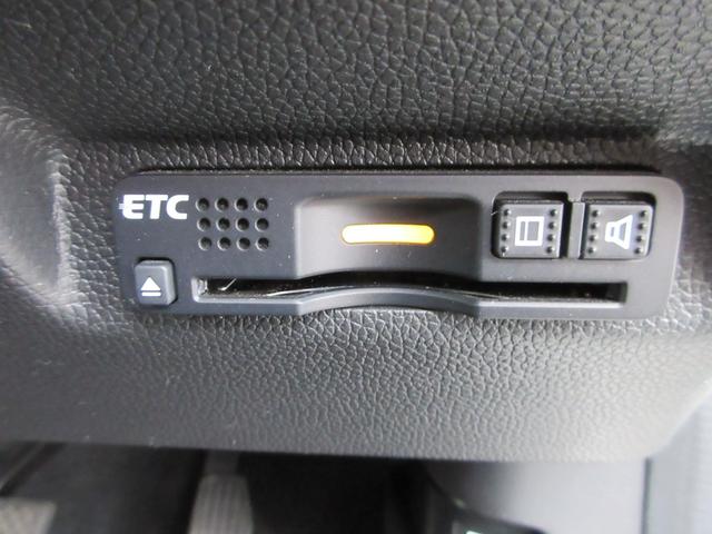 フリード＋ハイブリッド ハイブリッドＧ・ホンダセンシング　Ｂｌｕｅｔｏｏｔｈ対応純正ナビ／３モードバックカメラ／ＥＴＣ／ホンダセンシング／ＬＥＤヘッドライト／ステアリングリモコン／フロントドライブレコーダー／夏冬タイヤセット（11枚目）