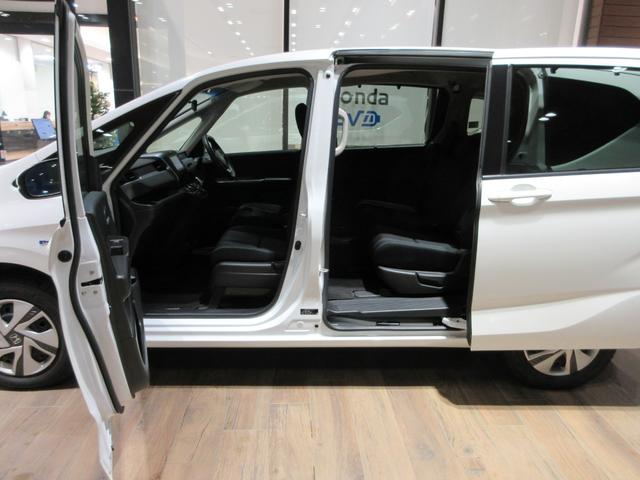 フリード＋ハイブリッド ハイブリッドＧ・ホンダセンシング　Ｂｌｕｅｔｏｏｔｈ対応純正ナビ／３モードバックカメラ／ＥＴＣ／ホンダセンシング／ＬＥＤヘッドライト／ステアリングリモコン／フロントドライブレコーダー／夏冬タイヤセット（23枚目）