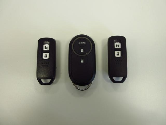 N-ONE オリジナル Bluetooth対応純正ナビ/3モードバックカメラ/ETC/ホンダセンシング/LEDヘッドライト/ステアリングリモコン/前後ドライブレコーダー/リモコンエンジンスターター/夏冬タイヤセット(78枚目)