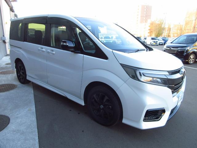 ステップワゴンスパーダ スパーダ・クールスピリットホンダセンシングブラスタ　Ｂｌｕｅｔｏｏｔｈ－ＤＶＤ対応フルセグナビ／３モードバックカメラ／ＥＴＣ／ＬＥＤヘッドライト／両側電動スライドドア／フロントドライブレコーダー／リモコンエンジンスターター／夏冬タイヤセット（3枚目）