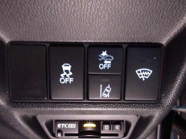 ステップワゴンスパーダ スパーダ・クールスピリットホンダセンシング　Ｂｌｕｅｔｏｏｔｈ－ＤＶＤ対応フルセグナビ／３モードバックカメラ／ＥＴＣ２．０／ホンダセンシング／ＬＥＤヘッドライト／両側電動スライドドア／前後ドライブレコーダー／リモコンエンジンスターター（34枚目）