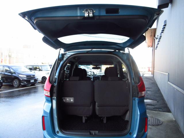 フリード Ｇ　純正ワンセグディスプレイオーディオ／３モードバックカメラ／ＥＴＣ／助手席側電動スライドドア／ステアリングリモコン／夏冬タイヤセット（8枚目）