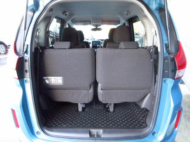 フリード Ｇ　純正ワンセグディスプレイオーディオ／３モードバックカメラ／ＥＴＣ／助手席側電動スライドドア／ステアリングリモコン／夏冬タイヤセット（17枚目）