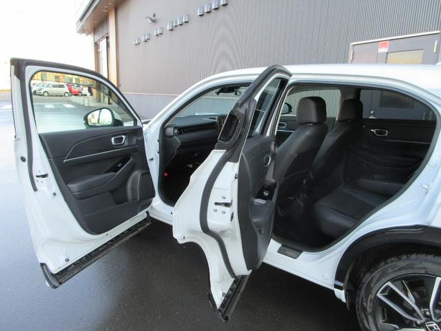 ヴェゼル e:HEVZ Bluetooth対応ホンダコネクトナビ/マルチビューカメラ/ETC2.0/ホンダセンシング/LEDヘッドライト/ステアリングリモコン/前後ドライブレコーダー/夏冬タイヤセット(7枚目)