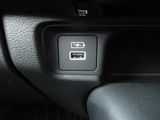 ヴェゼル e:HEVZ Bluetooth対応ホンダコネクトナビ/マルチビューカメラ/ETC2.0/ホンダセンシング/LEDヘッドライト/ステアリングリモコン/前後ドライブレコーダー/夏冬タイヤセット(40枚目)