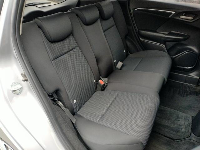 フィット １３Ｇ・Ｆ　純正ＣＤチューナー／ドアミラーヒーター／オートリトラミラー／リモコンエンジンスターター／夏冬タイヤセット／ワンオーナー／プッシュスタートスイッチ＋スマートキー／エコモードボタン（53枚目）