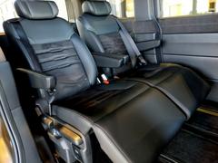 ■内装■車内は黒を基調としていますので、落ち着いた雰囲気となっています。 4