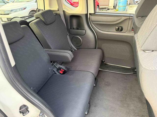 Ｎ－ＢＯＸカスタム Ｇ・Ｌパッケージ　４ＷＤ　ドライブレコーダー　両側スライド・片側電動　ナビ　ＴＶ　オートライト　ＨＩＤ　スマートキー　アイドリングストップ　ベンチシート　ＣＶＴ　盗難防止システム　ＡＢＳ　ＥＳＣ　アルミホイール（9枚目）