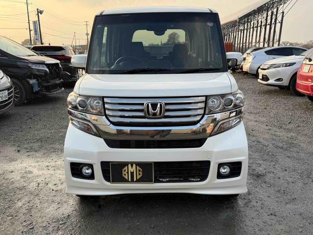 Ｎ－ＢＯＸカスタム Ｇ・Ｌパッケージ　４ＷＤ　ドライブレコーダー　両側スライド・片側電動　ナビ　ＴＶ　オートライト　ＨＩＤ　スマートキー　アイドリングストップ　ベンチシート　ＣＶＴ　盗難防止システム　ＡＢＳ　ＥＳＣ　アルミホイール（12枚目）