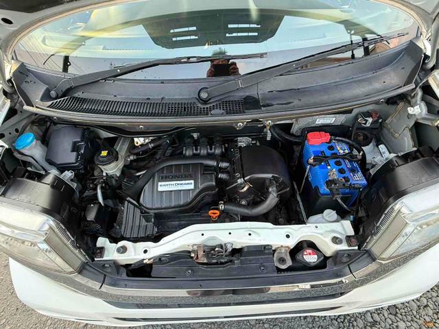 Ｎ－ＢＯＸカスタム Ｇ・Ｌパッケージ　４ＷＤ　ドライブレコーダー　両側スライド・片側電動　ナビ　ＴＶ　オートライト　ＨＩＤ　スマートキー　アイドリングストップ　ベンチシート　ＣＶＴ　盗難防止システム　ＡＢＳ　ＥＳＣ　アルミホイール（19枚目）