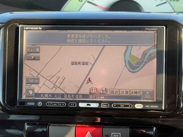 タント Ｘ　４ＷＤ　スライドドア　ナビ　ＴＶ　スマートキー　ベンチシート　ＡＴ　盗難防止システム　ＡＢＳ　アルミホイール　衝突安全ボディ　エアコン　パワーステアリング　パワーウィンドウ（4枚目）