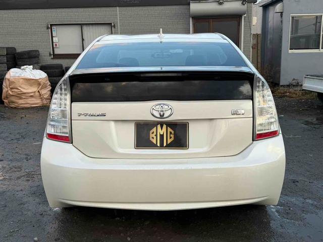 プリウス S ETC ナビ TV アルミホイール オートライト CVT スマートキー 電動格納ミラー 盗難防止システム Bluetooth 衝突安全ボディ ABS ESC エアコン パワーステアリング(16枚目)