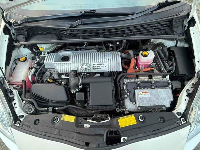 プリウス S ETC ナビ TV アルミホイール オートライト CVT スマートキー 電動格納ミラー 盗難防止システム Bluetooth 衝突安全ボディ ABS ESC エアコン パワーステアリング(20枚目)