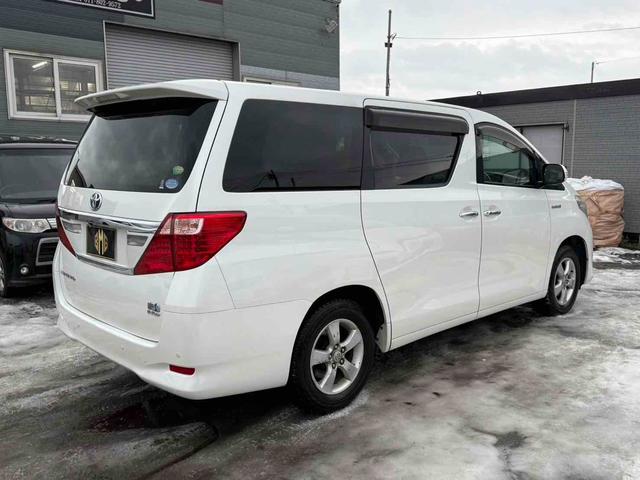 アルファードハイブリッド Ｇ　４ＷＤ　バックカメラ　ナビ　ＴＶ　クリアランスソナー　オートクルーズコントロール　両側電動スライドドア　ＨＩＤ　スマートキー　電動格納ミラー　３列シート　パワーシート　ＣＶＴ　アルミホイール（18枚目）