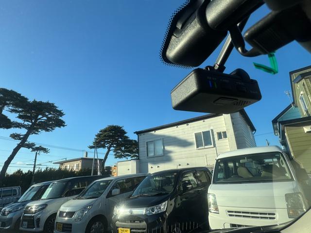 マーチ X FOUR Vセレクション 4WD ワンオーナー ナビ フルセグ ドラレコ エンジンスターター プッシュスタート スペアキー バックカメラ ETC 夏冬タイヤ有(19枚目)