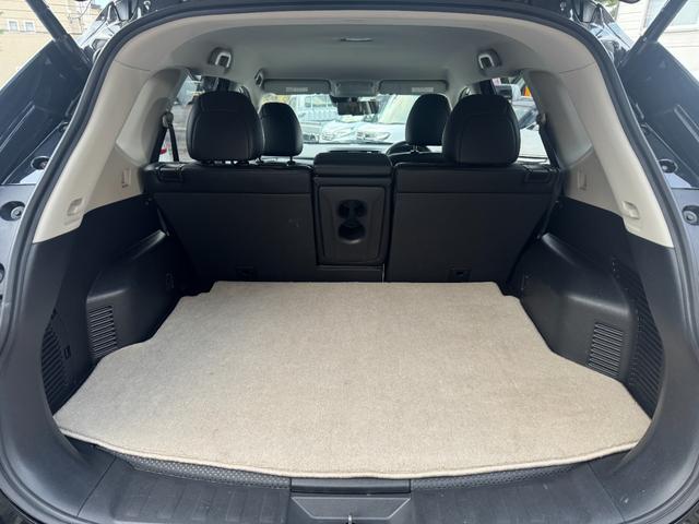 エクストレイル 20X ワンオーナー 全方位カメラ 全席ヒートシーター ドラレコ ステアリングスイッチ オートヒーター 電動パワーバックドア ミラーウィンカー スタートボタン LEDヘッド フォグランプ 社外タイヤ(31枚目)