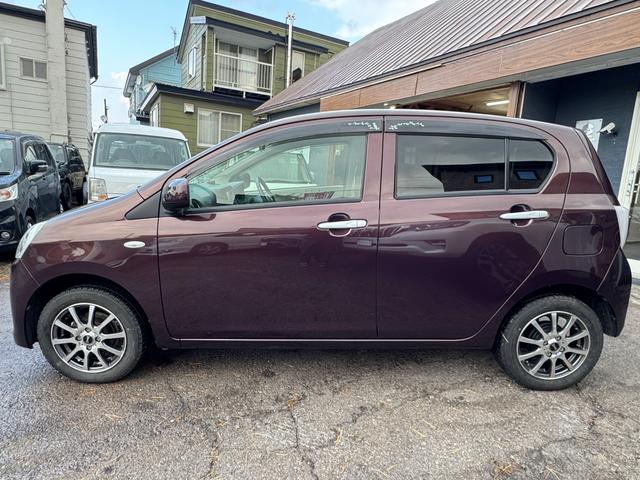 ミライース Ｘｆ　メモリアルエディション　４ＷＤ　ワンオーナー　　アイドリングストップ　マニュアルエアコン　スタットレス　社外タイヤ（6枚目）