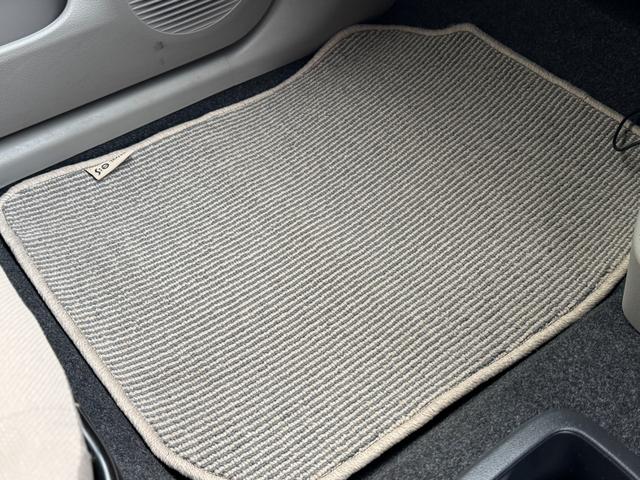 ミライース Ｘｆ　メモリアルエディション　４ＷＤ　ワンオーナー　　アイドリングストップ　マニュアルエアコン　スタットレス　社外タイヤ（22枚目）