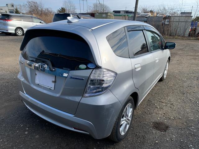 フィットハイブリッド ナビプレミアムセレクション ダブルシートヒーター ETC(11枚目)