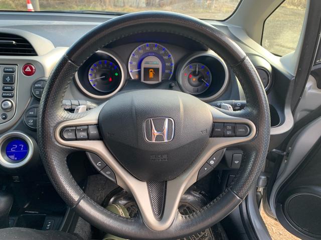 フィットハイブリッド ナビプレミアムセレクション ダブルシートヒーター ETC(15枚目)