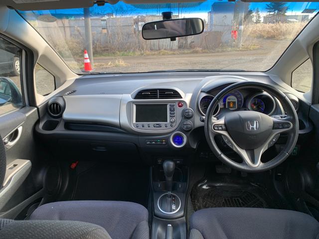 フィットハイブリッド ナビプレミアムセレクション ダブルシートヒーター ETC(23枚目)