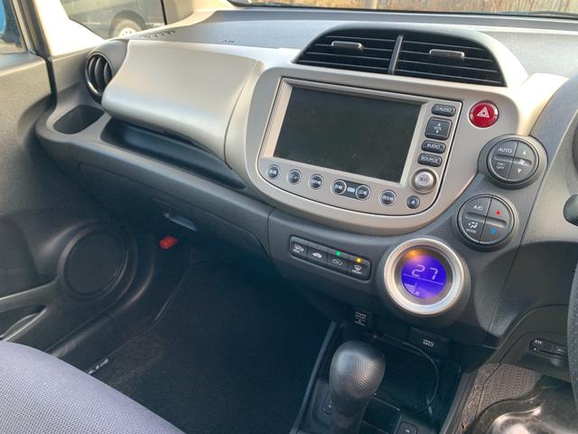 フィットハイブリッド ナビプレミアムセレクション ダブルシートヒーター ETC(24枚目)