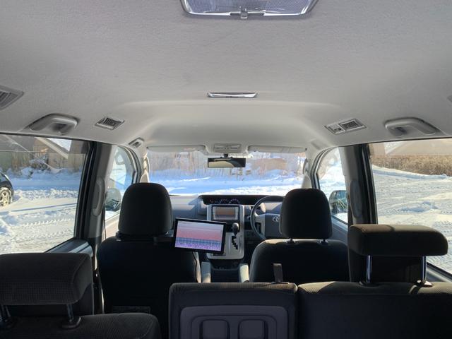 ヴォクシー X Lエディション 電動スライドドア 後席モニター エンジンスターター ETC(21枚目)