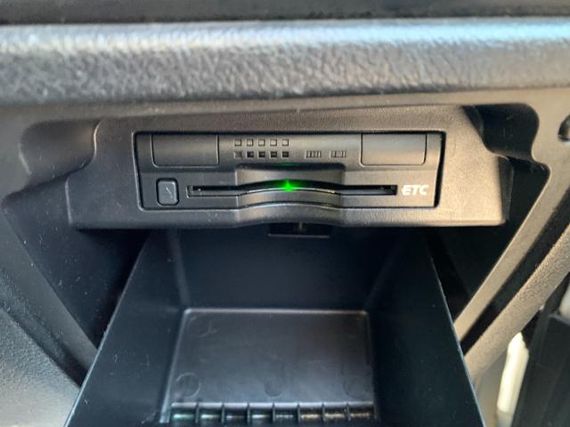 ヴォクシー Ｚ　バックカメラ　ＥＴＣ（4枚目）