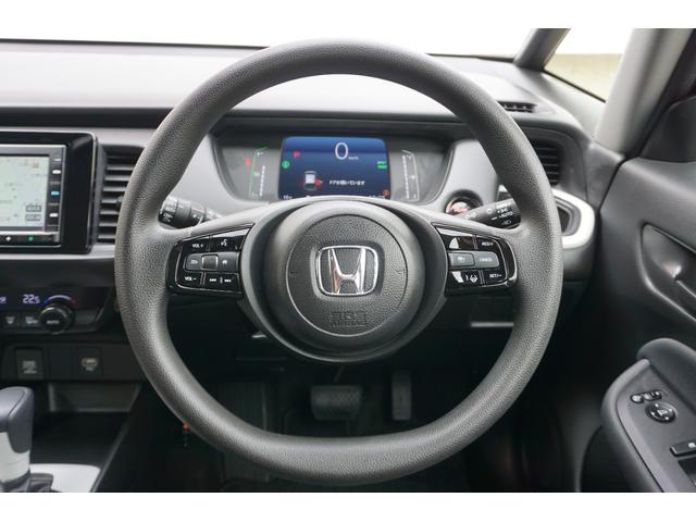 フィット ｅ：ＨＥＶベーシック　レンタアップ・純正ナビ・ＨｏｎｄａＳＥＮＳＩＮＧ・ＬＥＤヘッドライト・ＨｏｎｄａＣＯＮＮＥＣＴｆｏｒＧａｔｈｅｒｓ＋ナビ装着用スペシャルパッケージコンフォートビューパッケージ（8枚目）