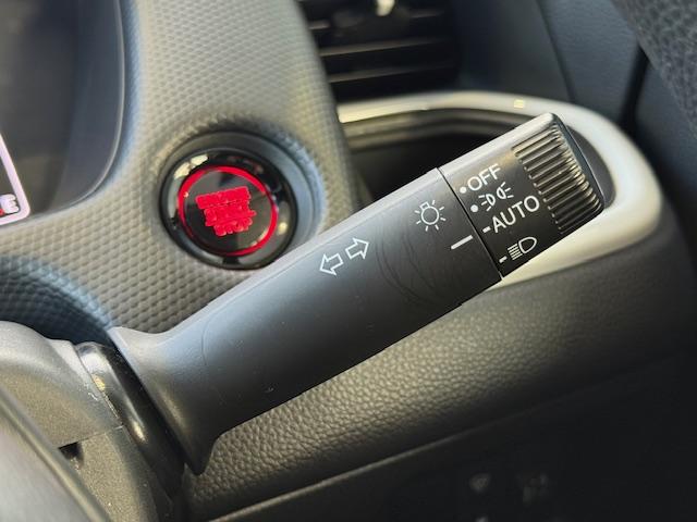 フィット ベーシック レンタカーアップ・純正ナビ・HondaCONNECTforGathers+ナビ装着用スペシャルパッケージ・コンフォートビューパッケージ(17枚目)