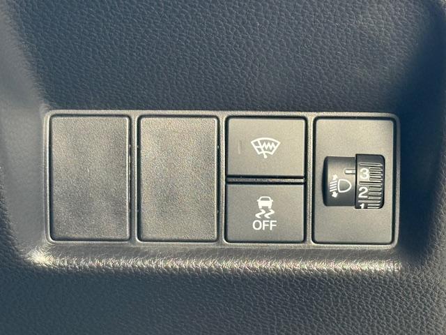 フィット ベーシック レンタカーアップ・純正ナビ・HondaCONNECTforGathers+ナビ装着用スペシャルパッケージ・コンフォートビューパッケージ(21枚目)