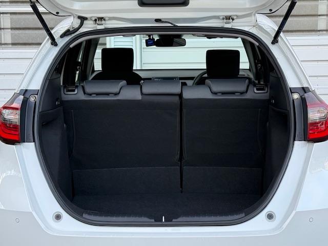 フィット ベーシック レンタカーアップ・純正ナビ・HondaCONNECTforGathers+ナビ装着用スペシャルパッケージ・コンフォートビューパッケージ(37枚目)