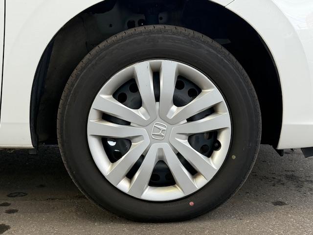 フィット ベーシック レンタカーアップ・純正ナビ・HondaCONNECTforGathers+ナビ装着用スペシャルパッケージ・コンフォートビューパッケージ(61枚目)