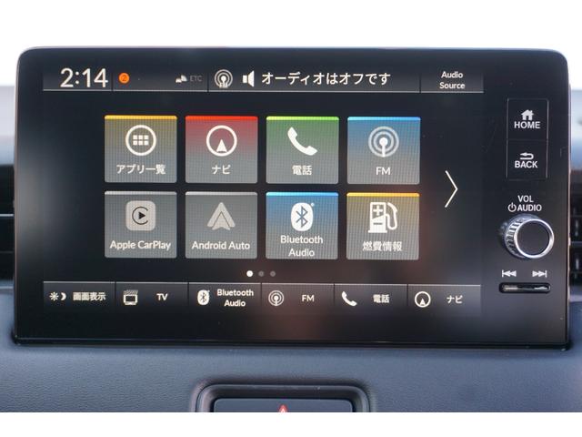 ヴェゼル ｅ：ＨＥＶＺ　デモカーアップ・ＨｏｎｄａＳＥＮＳＩＮＧ・ブラインドスポットインフォメーション・アダプティブドライビングビーム（ＡＤＢ）・ＨｏｎｄａＣＯＮＮＥＣＴディスプレー＋ＥＴＣ２．０車載器＋ワイヤレス充電（4枚目）