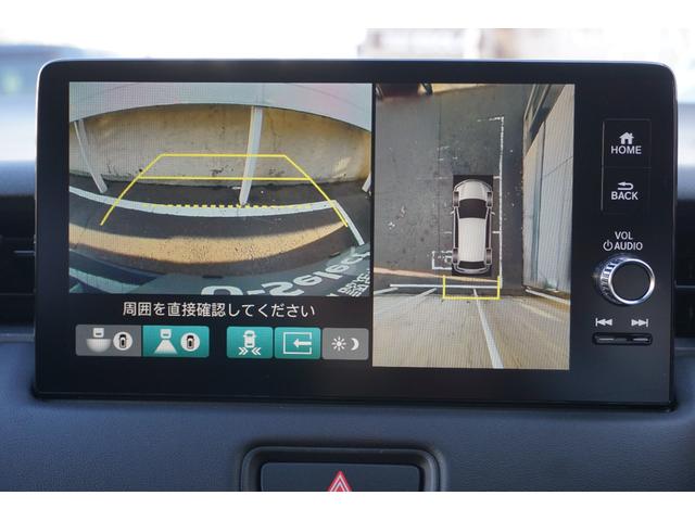 ヴェゼル ｅ：ＨＥＶＺ　デモカーアップ・ＨｏｎｄａＳＥＮＳＩＮＧ・ブラインドスポットインフォメーション・アダプティブドライビングビーム（ＡＤＢ）・ＨｏｎｄａＣＯＮＮＥＣＴディスプレー＋ＥＴＣ２．０車載器＋ワイヤレス充電（8枚目）