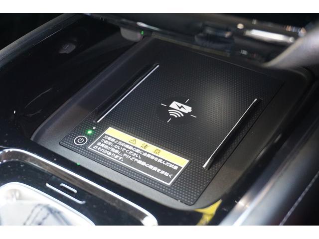 ヴェゼル ｅ：ＨＥＶＺ　デモカーアップ・ＨｏｎｄａＳＥＮＳＩＮＧ・ブラインドスポットインフォメーション・アダプティブドライビングビーム（ＡＤＢ）・ＨｏｎｄａＣＯＮＮＥＣＴディスプレー＋ＥＴＣ２．０車載器＋ワイヤレス充電（37枚目）
