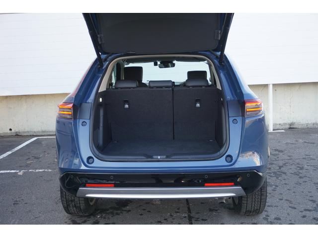 ヴェゼル ｅ：ＨＥＶＺ　デモカーアップ・ＨｏｎｄａＳＥＮＳＩＮＧ・ブラインドスポットインフォメーション・アダプティブドライビングビーム（ＡＤＢ）・ＨｏｎｄａＣＯＮＮＥＣＴディスプレー＋ＥＴＣ２．０車載器＋ワイヤレス充電（55枚目）