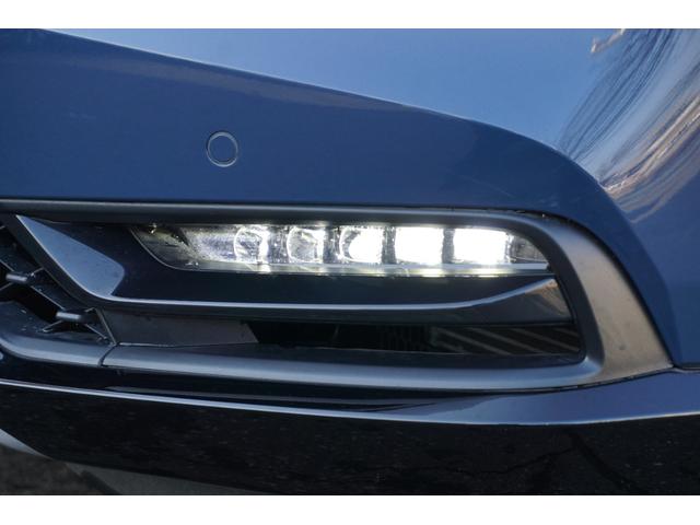 ヴェゼル ｅ：ＨＥＶＺ　デモカーアップ・ＨｏｎｄａＳＥＮＳＩＮＧ・ブラインドスポットインフォメーション・アダプティブドライビングビーム（ＡＤＢ）・ＨｏｎｄａＣＯＮＮＥＣＴディスプレー＋ＥＴＣ２．０車載器＋ワイヤレス充電（71枚目）