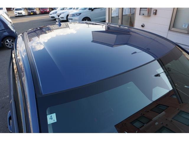 ヴェゼル ｅ：ＨＥＶＺ　デモカーアップ・ＨｏｎｄａＳＥＮＳＩＮＧ・ブラインドスポットインフォメーション・アダプティブドライビングビーム（ＡＤＢ）・ＨｏｎｄａＣＯＮＮＥＣＴディスプレー＋ＥＴＣ２．０車載器＋ワイヤレス充電（73枚目）