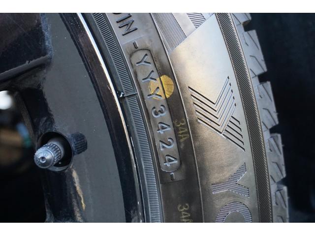 ヴェゼル ｅ：ＨＥＶＺ　デモカーアップ・ＨｏｎｄａＳＥＮＳＩＮＧ・ブラインドスポットインフォメーション・アダプティブドライビングビーム（ＡＤＢ）・ＨｏｎｄａＣＯＮＮＥＣＴディスプレー＋ＥＴＣ２．０車載器＋ワイヤレス充電（76枚目）