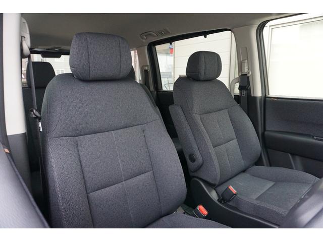 ステップワゴン エアー レンタカーアップ・純正ナビ(フルセグ)・HondaSENSING・2列目6:4分割ベンチシート・トリプルゾーンコントロール・フルオートエアコンディショナー・16インチアルミホイール(14枚目)