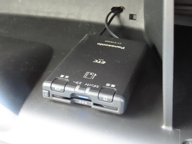 フィット １３Ｇ・Ｆパッケージ　Ｆパッケージ、コンフォートビューパッケージ、電動格納ミラー＋プライバシーガラス（12枚目）