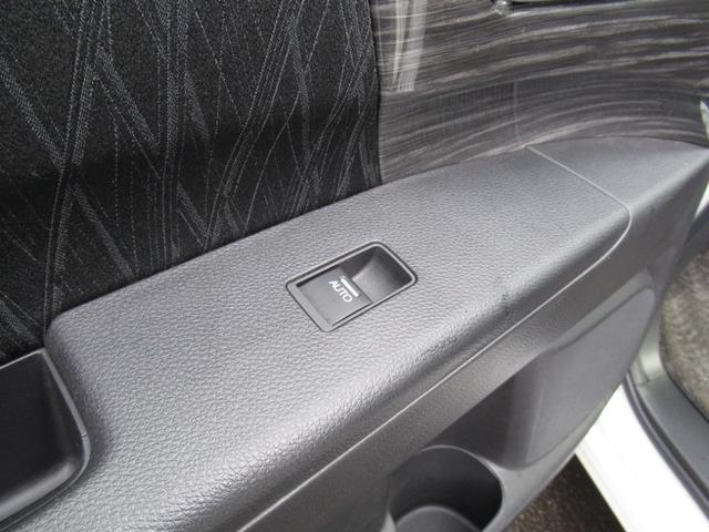 オデッセイ アブソルート・EX HondaSENSING/Hondaインターナビ+リンクアップフリー+ETC車載器/マルチビューカメラシステム+スマートパーキングアシストシステムサイドエアバッグ+サイドカーテンエアバッグ(23枚目)