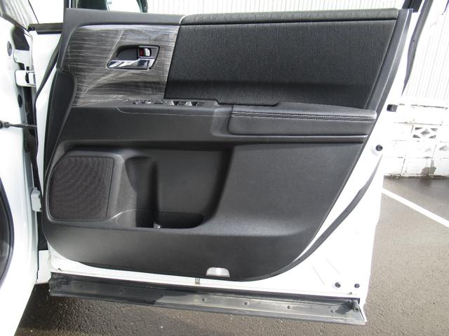 オデッセイ アブソルート・EX HondaSENSING/Hondaインターナビ+リンクアップフリー+ETC車載器/マルチビューカメラシステム+スマートパーキングアシストシステムサイドエアバッグ+サイドカーテンエアバッグ(51枚目)