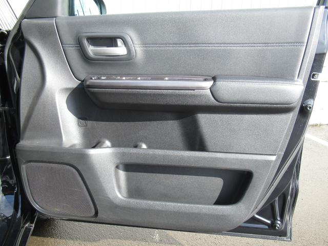 フリードハイブリッド ハイブリッド・Gホンダセンシング i-サイドエアバッグ+サイドカーテンエアバッグ/リア両側パワースライドドア/LEDヘッドライト+アクティブコーナリングライト/センターテーブルオートリトラミラー/Cパッケージ/Sパッケージ(45枚目)