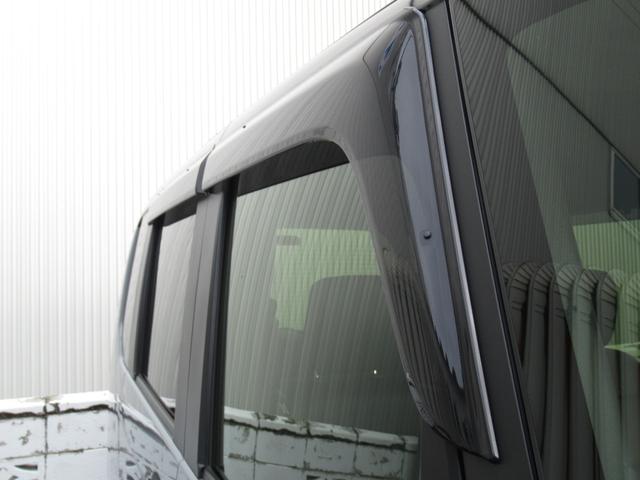 Ｎ－ＢＯＸカスタム コーディネートスタイル　試乗車ＵＰ／運転席＆助手席シートヒーター／コンビニフック付シートバックテーブル（運転席＆助手席）／オートリトラミラー／左右独立式リアセンターアームレスト／グレーステッチ本革巻ステアリングホイール（7枚目）